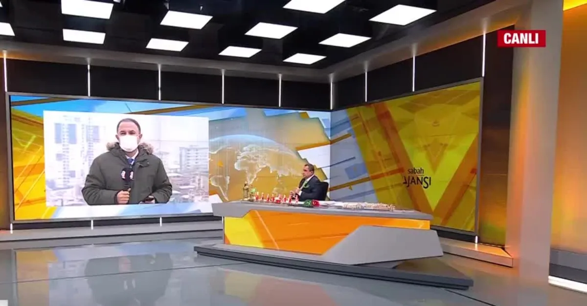 İzmir merkezli FETÖ operasyonu: 66 gözaltı