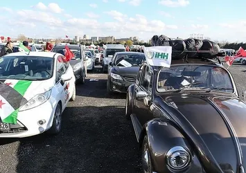 İHH'nın Halep'e yardım konvoyu yola çıktı