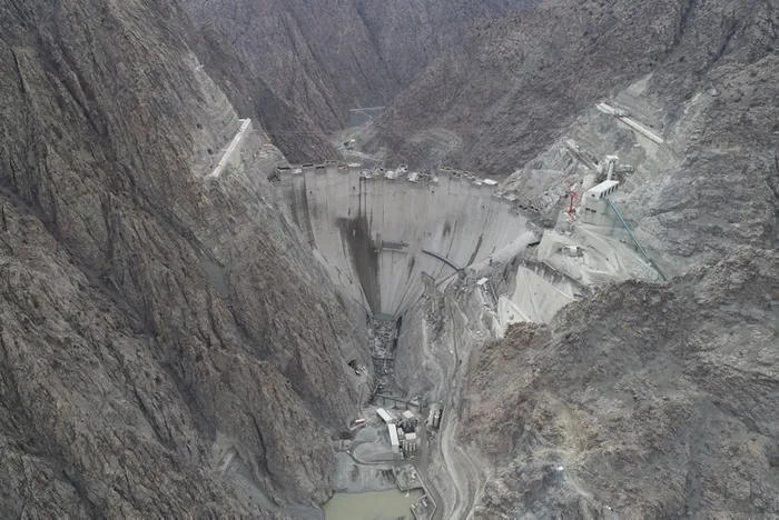Tamamlandığında Türkiye’nin en büyüğü olacak! Yusufeli Barajı’nda son 10 metre