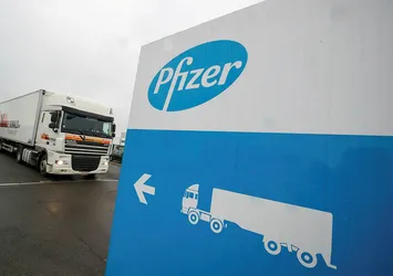 Pfizer Covid-19 aşısı için "acil kullanım" onayı istedi | Çin aşısına karşı hamle...