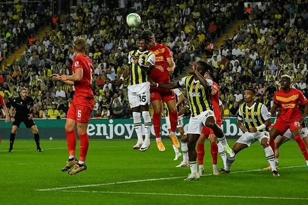 FB MAÇI CANLI İZLE! 30 Kasım 2023 Nordsjaelland-Fenerbahçe maçı hangi kanalda, şifresiz mi?