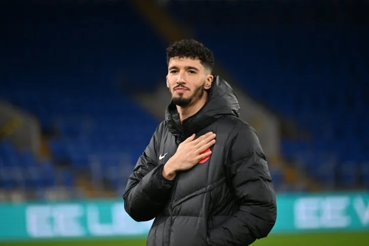 Süper Lig’i sallayacak transfer! Altay Bayındır ezeli rakibe gelmek istiyor