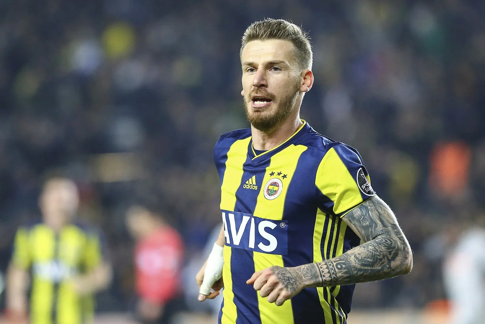 Fenerbahce De Sok Serdar Aziz Sakatlandi