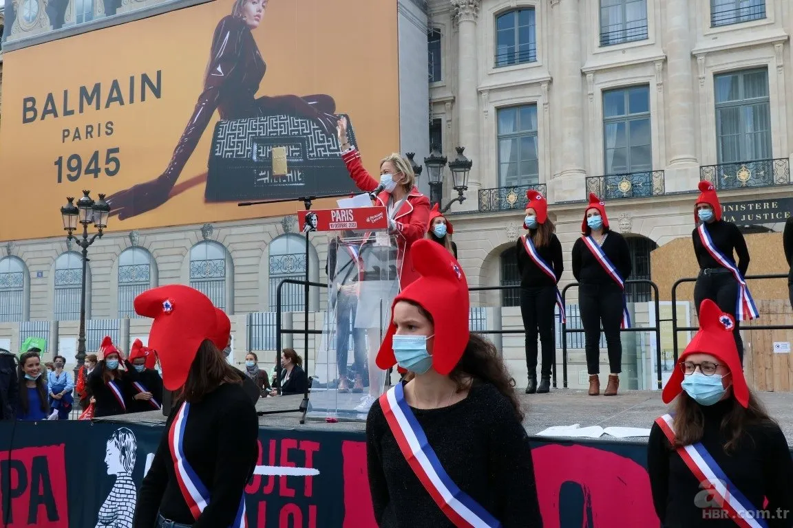 Son Dakika Haberi Fransa Da Babasiz Cocuk Yasasi Ortaligi Ayaga Kaldirdi