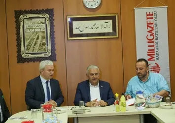 Binali Yıldırım'dan Milli Gazete'ye ziyaret