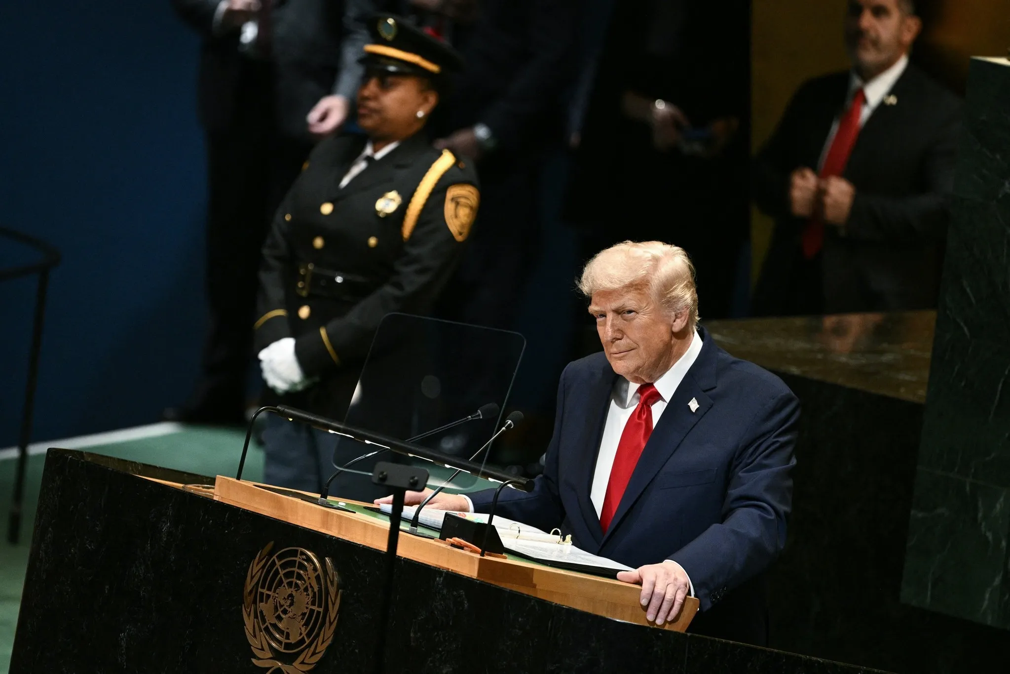 Trump, veliaht olarak o ismi seçti! Toplantıda adını açıkladı.