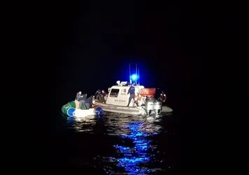 Yurt dışına kaçmak isteyen 16 kaçak Bodrum'da yakalandı