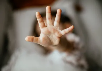Bolu'da mide bulandıran olay: Derste gözyaşlarına boğuldu! Gerçeği yıllar sonra öğretmenine anlattı
