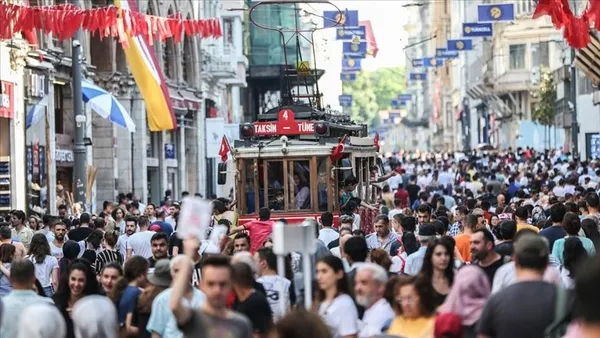 İstanbul'a mart ayında gelen yabancı turist sayısı arttı | İstanbul Valisi Ali Yerlikaya duyurdu - 2