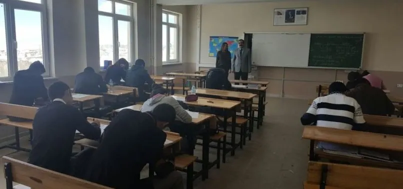 Istanbul Lise Taban Puanlari 2020 Istanbul Nitelikli Liseler Taban Puanlari Yuzdelik Dilimleri Ve Kontenjanlari