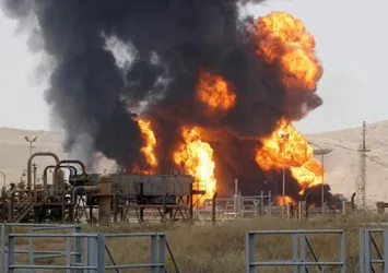 Irak'ta DEAŞ'lı teröristler petrol kuyularına saldırdı