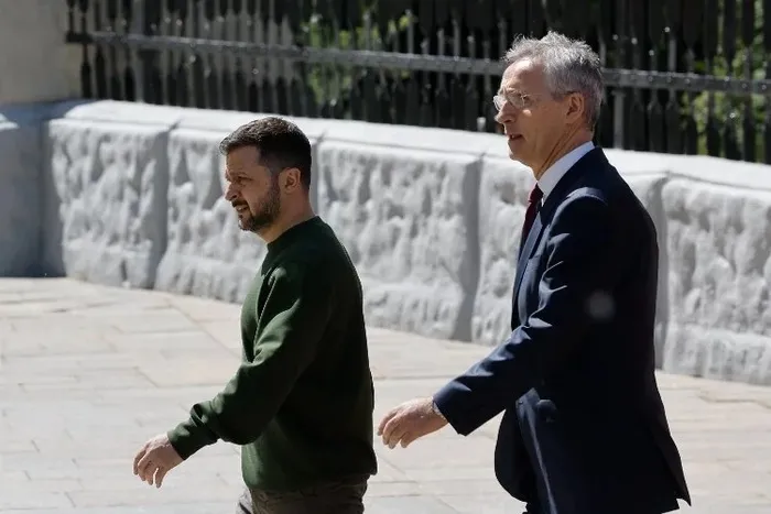 1714416461387.jpeg NATO Genel Sekreteri Stoltenberg'den Ukrayna'ya NATO mesajı: Yeriniz burası! | Putin Batı'yı uyarmıştı: Girerse savaş çıkar! - 4