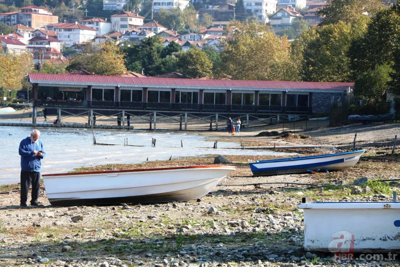 Sapanca Gölü'nde korkutan görüntü! Su seviyesi kritik noktaya doğru düşüyor 10