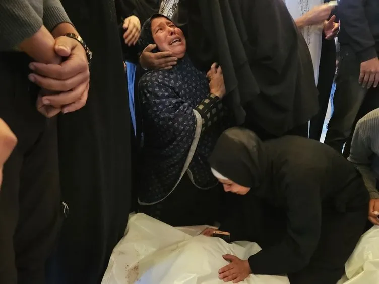 Soykırımın gölgesinde Gazze'de anne olmak! Gazzeli çocukların Anneler Günü hediyesi: Cennet kokusu