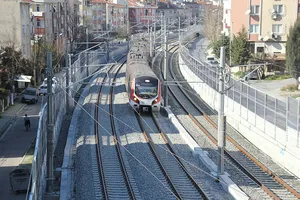 Binali Yıldırım Gebze-Halkalı banliyö tren hattının açılış tarihini açıklakldı