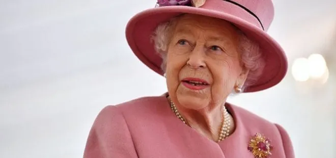 Kraliçe Elizabeth’ten kötü haber! Hastaneye kaldırıldı