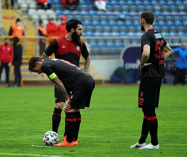 Süper Lig’in 9. hafta karşılaşması | Fatih Karagümrük 1-1 Sivasspor maç sonucu