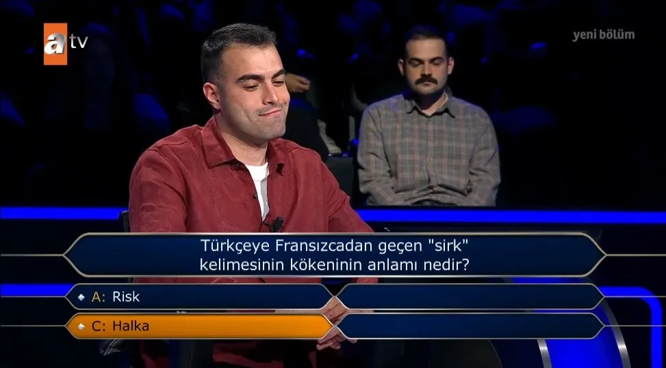 kim-milyoner-olmak-isterde-uzay-muhendisinin-imtihani-uzay-sorusunda-elendi-1787519195181.jpg Kim Milyoner Olmak İster'e damga vuran anlar! Uzay mühendisinin imtihanı: 200 bin TL'lik soruda elendi - 4