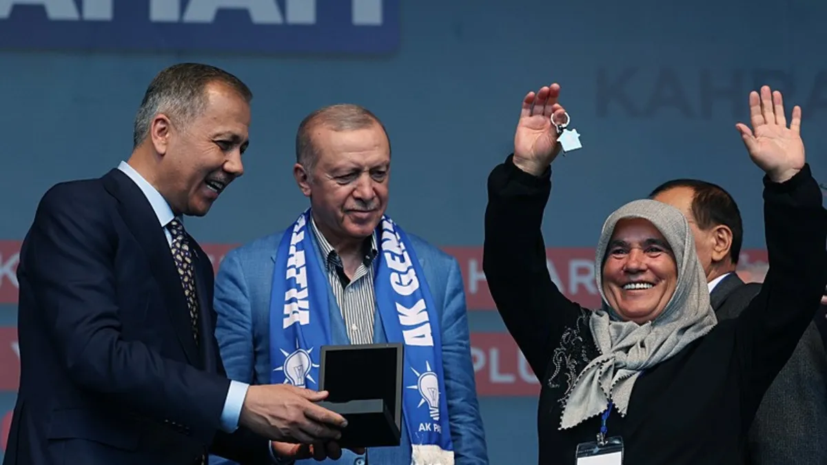 Asrın inşasında 300 bin yuva tamam! Başkan Erdoğan'dan Terörsüz Türkiye mesajı: Her türlü senaryoya hazırlıklıyız