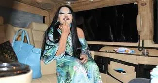 Diva’nın falından koca çıktı