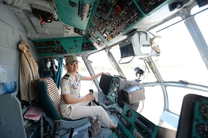 Türkiye’nin ilk kadın yangın söndürme helikopteri pilotu