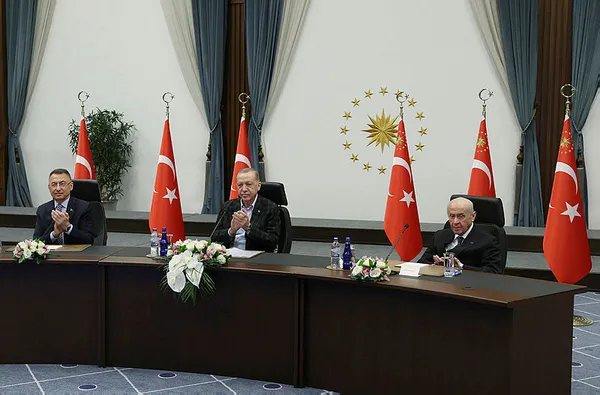 Başkan Erdoğan Adana 15 Temmuz Şehitler Köprüsü’nü açtı: Petrole de kavuşacağımız günler çok uzak değil