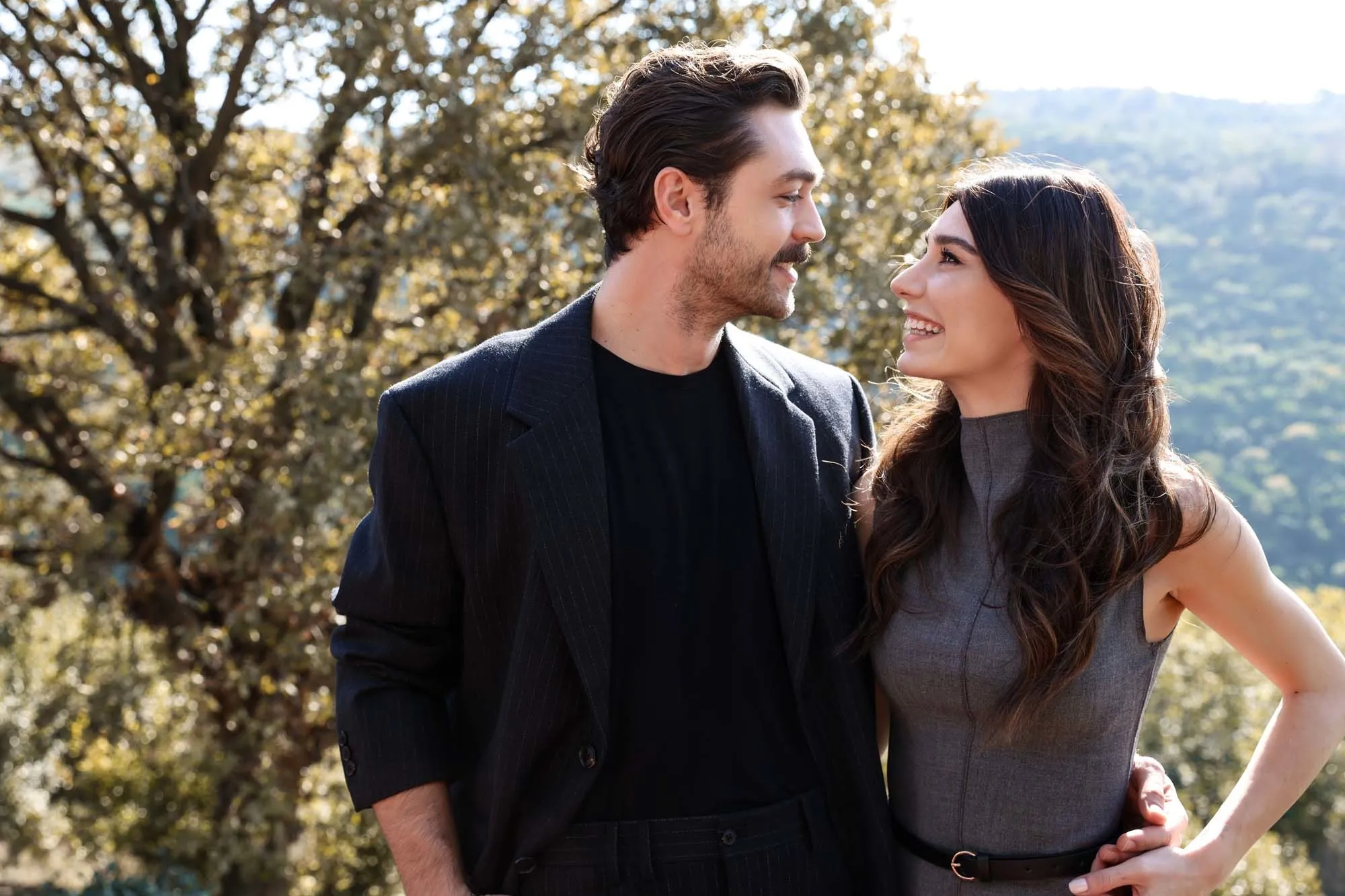 ‘Yıldızlar Bana Uzak’ Yakında atv’de!