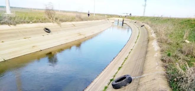 Yoldan geçen vatandaşlar fark etti! Sulama kanalında erkek cesedi bulundu