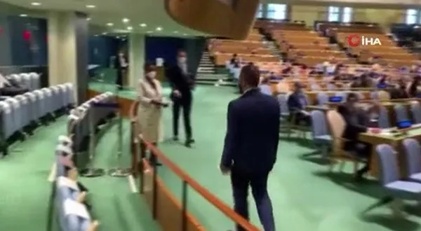 İsrail'in BM'den "kaçış" anı! Gilad Erdan salonu terk etti... - 2