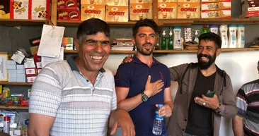 Bakkala gelen gülme krizine giriyor