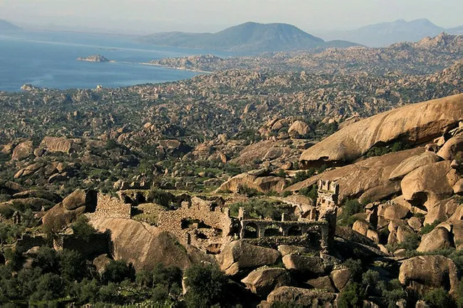 Herakleia Latmos antik kentinin kalıntıları ziyarete açılıyor