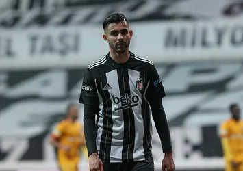 Son dakika | Beşiktaş'ı zor günler bekliyor! Rachid Ghezzal'e dev talip