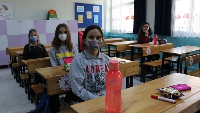 Son dakika: Okullar ne zaman açılacak? Milli Eğitim Bakanı Ziya Selçuk'tan 'yüz yüze eğitim' açıklaması - 2