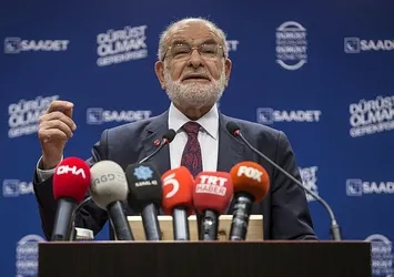 Saadet Partisi'nde bir istifa daha!