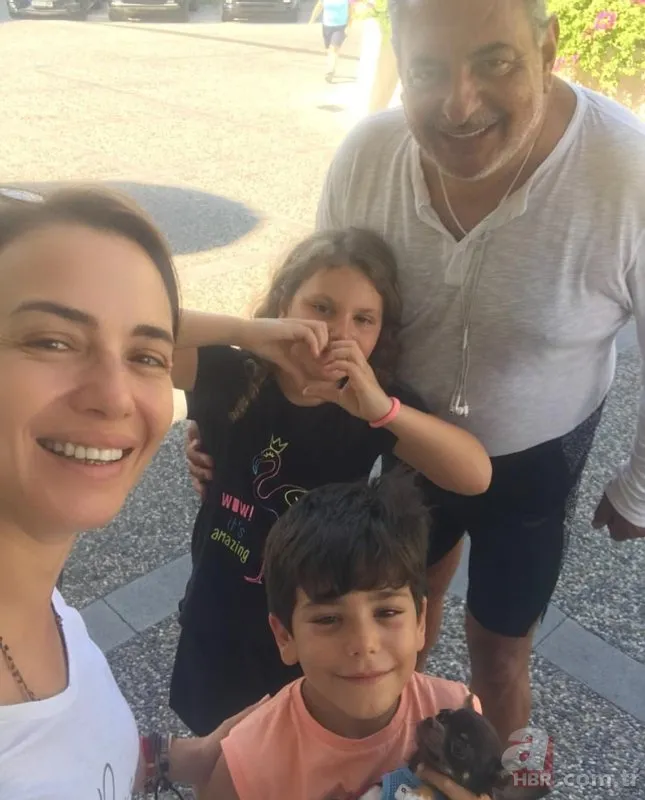 Deniz Uğur Reha Muhtar’ın kızına uyguladığı şiddeti Elim ayağım titriyor diyerek ifşa etmişti! Velayet savaşında flaş gelişme! Deniz Uğur: Oğlum için endişeliyim