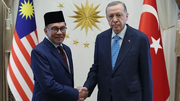 baskan-erdogandan-turk-ve-islam-dunyasinin-liderleriyle-bayram-gorusmesi-1712763514514.jpeg Başkan Erdoğan'dan Türk ve İslam dünyasının liderleriyle bayram görüşmesi! - 11
