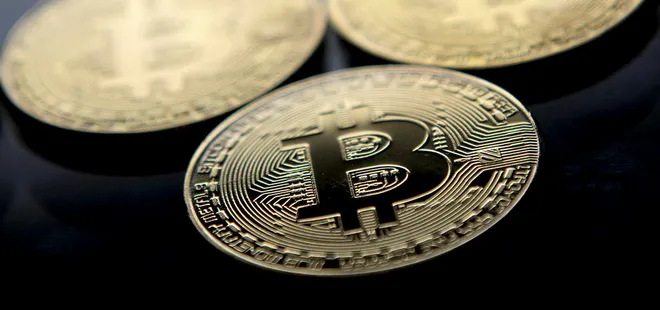 Bitcoin’de tarihi gelişme! Son bir yılın en büyük günlük düşüşü yaşandı