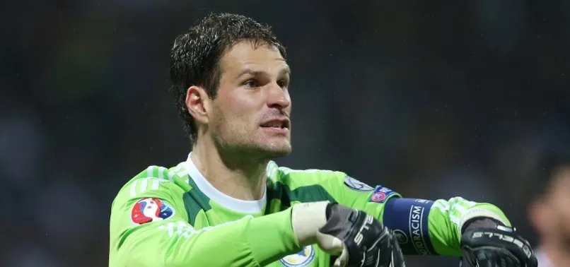 besiktas ta asmir begovic iddiasi