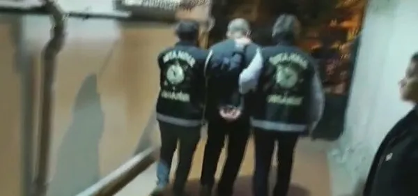 Son dakika: Üsküdar'da FETÖ'nün eğitim yapılanmasına operasyon: 35 gözaltı - 4