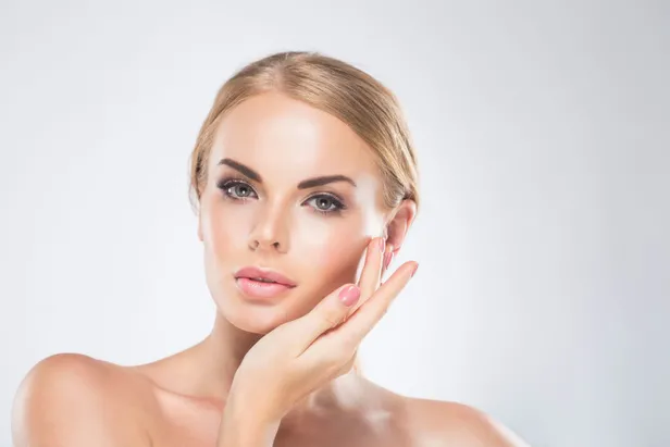 canan-karatay-mermer-cilt-recetesini-yazdi-binbir-para-dokmeye-gerek-yok-tek-sabunla-sivilce-leke-egzamayi-bic-1700598102018.jpg Canan Karatay mermer cilt reçetesini yazdı! Binbir para dökmeye gerek yok! Tek sabunla sivilce, leke, egzamayı bıçak gibi kesip atın! - 5