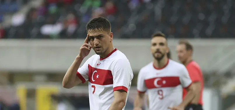 Trabzonspor ve Fenerbahçe ile anılan Cengiz Ünder'in menajerinden flaş açıklama