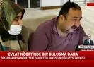 Diyarbakırdaki bir evlat nöbeti daha sona erdi! A Haber muhabiri canlı yayına detayları aktardı
