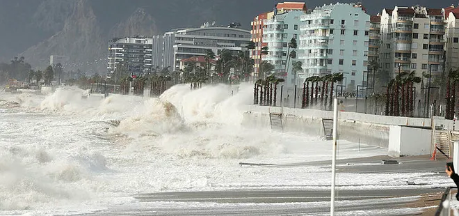 Antalya için tam fırtına uyarısı yapıldı