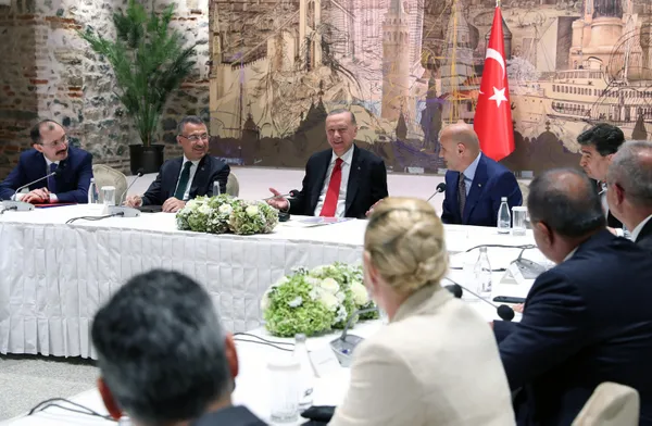 Son dakika: Başkan Erdoğan, TİM Başkanı Gültepe ve yönetim kurulu üyelerini kabul etti