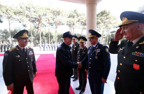 Milli Savunma Bakanı Hulusi Akar beraberindeki TSK komuta kademesi ile Azerbaycan’da - 4