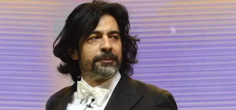 Okan Bayülgen özür diledi