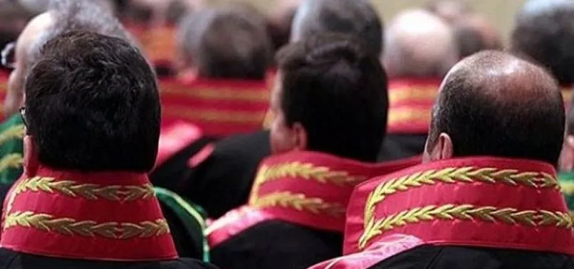 HAKİMİN ÜZERİNDEN ÇIKANLAR ŞOKE ETTİ
