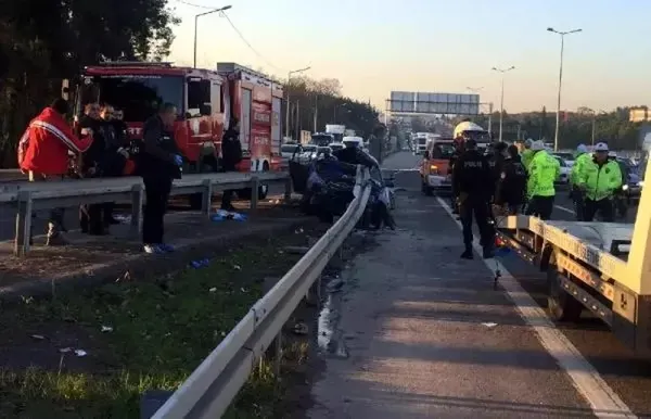 1702916144110.jpeg Kocaeli’de dehşet kaza: Araba bariyerlere saplandı! Doğum gününde hayatını kaybetti - 1