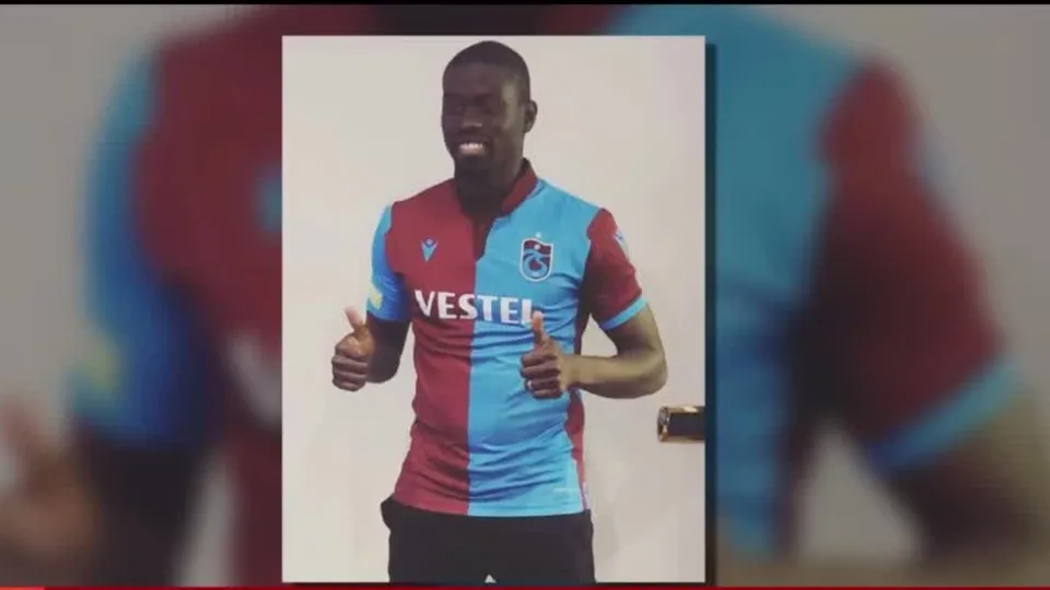 Son dakika transfer haberi: Badou Ndiaye formayı giydi