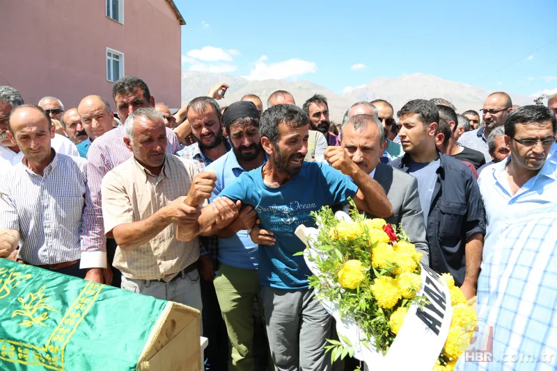 Tunceli’de PKK tarafından şehit edilen kardeşler son yolculuğuna uğurlandı 14